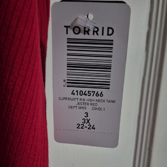 Torrid Red Ribbed Tank Top - Picture 2 of 2